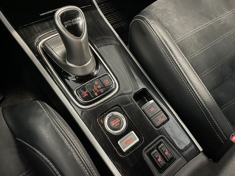 Mitsubishi Outlander bild 9