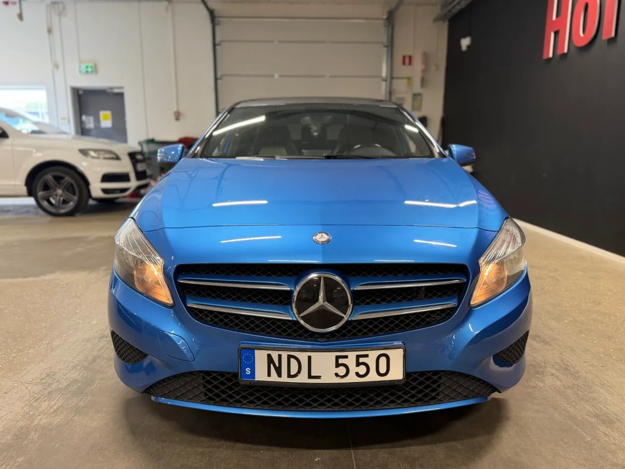 Vehicle image 8
