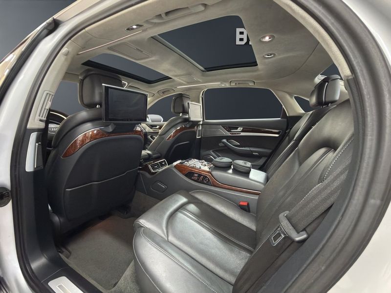 Audi A8 bild 9