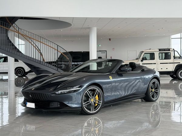 Ferrari Roma Spider V8 620hk / BluRoma - 2024