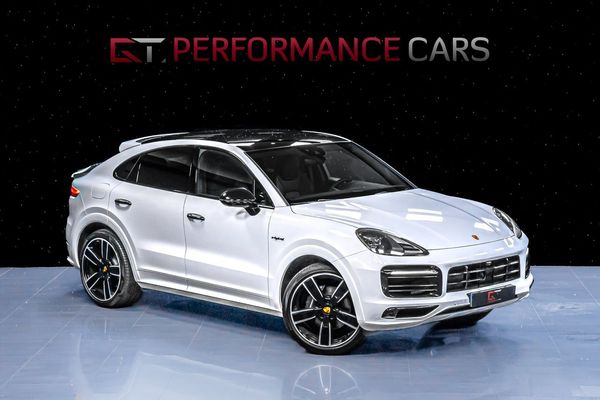 Porsche Cayenne E-Hyb Coupé PLATINUM MOMS SportDesign 22" Pano BOSE - 2023