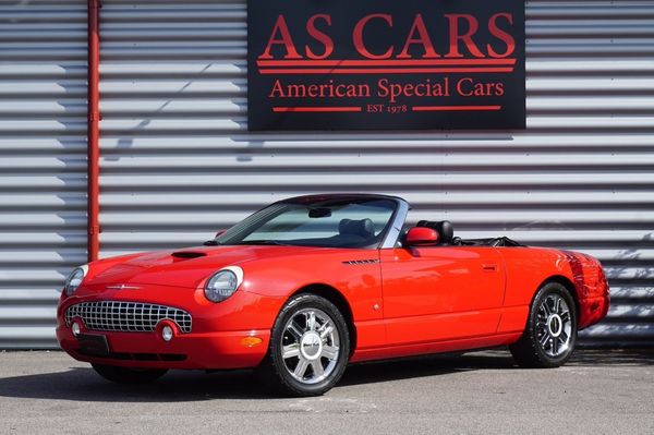 Ford Thunderbird Cab V8 / 5200mil / Mycket fin - 2004