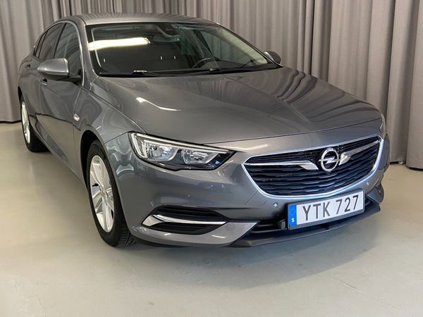 Opel Insignia Grand Sport 1.5 Turbo Drag Motorv Apple car - 2019