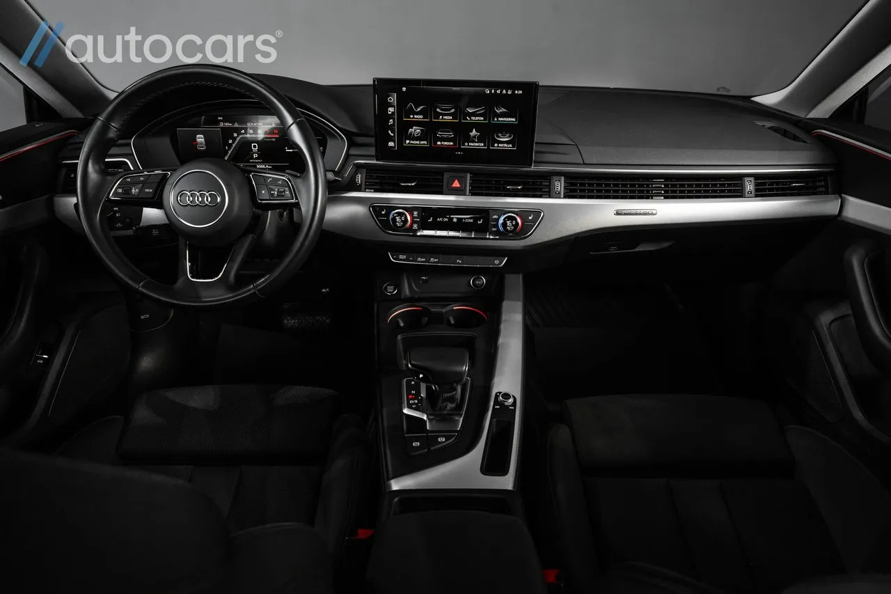 Vehicle image 18