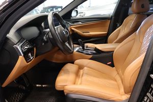 BMW 520 bild 9