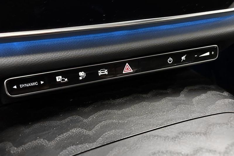 Mercedes E300 bild 14