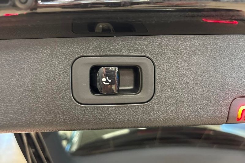 Mercedes E300 bild 17
