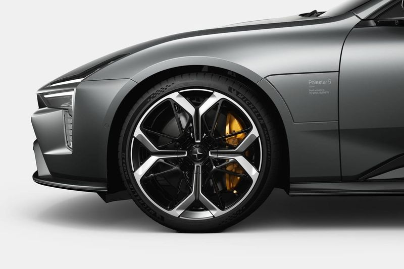 Polestar 5 bild 2