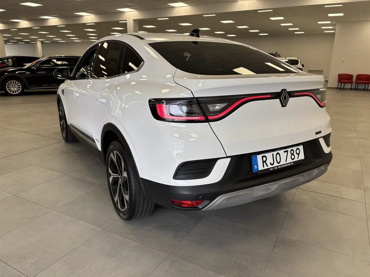 Vehicle image 3