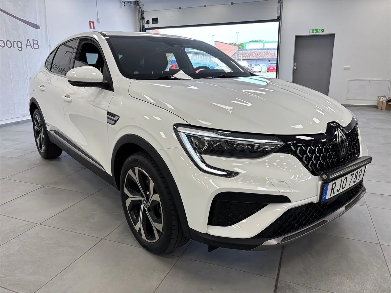 Vehicle image 1