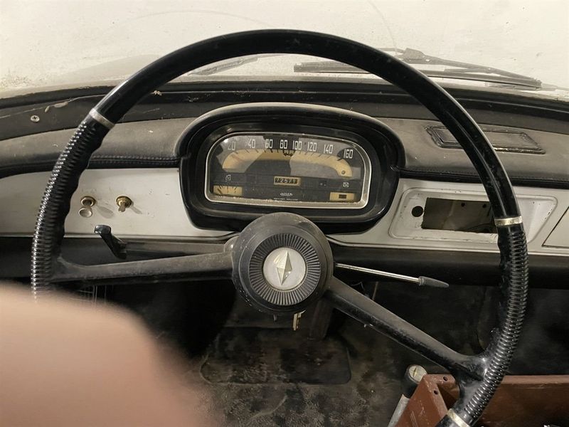 Renault Caravelle bild 9
