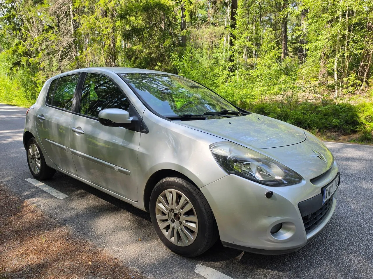 Vehicle image 7