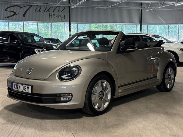 Volkswagen Beetle Cabriolet 1.2 TSI DSG Club - 2016