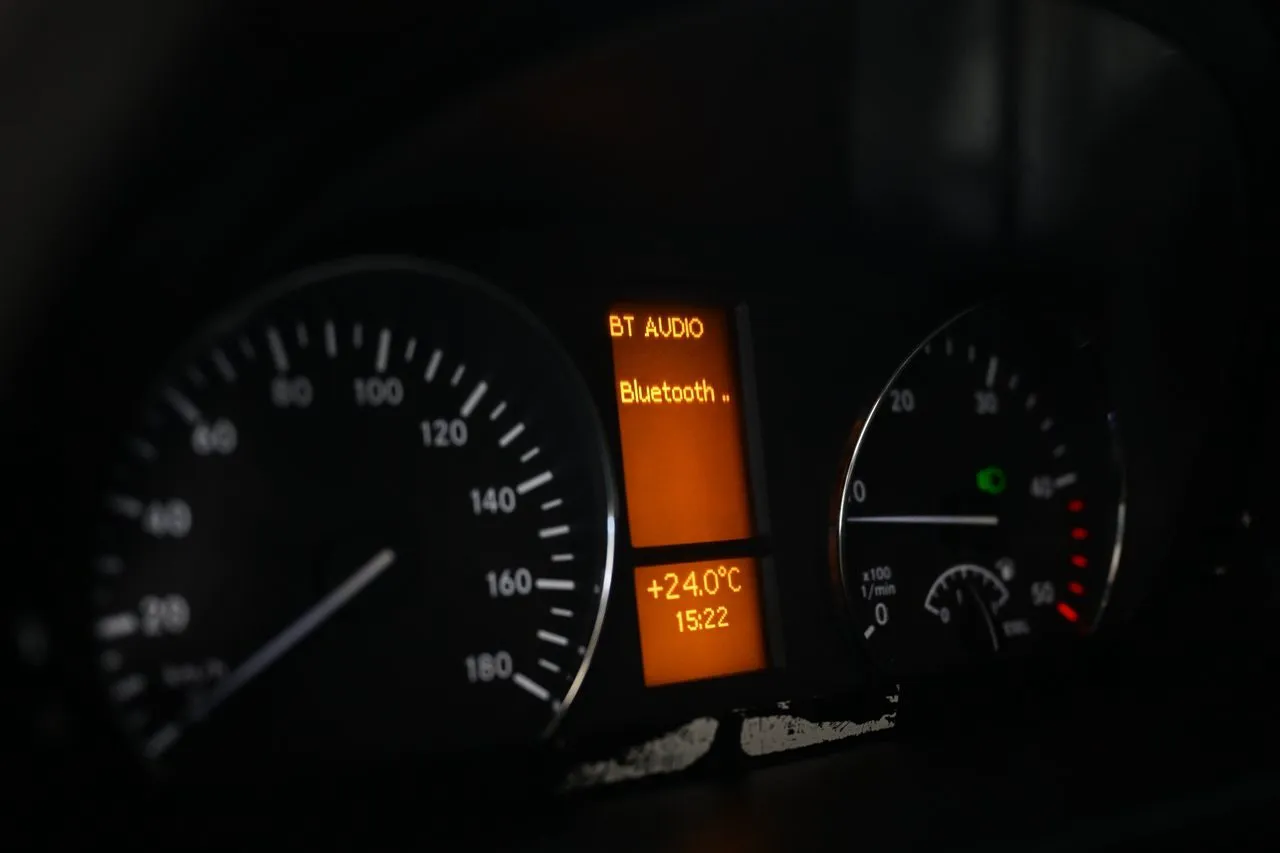Vehicle image 20