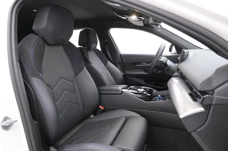 BMW i5 bild 11
