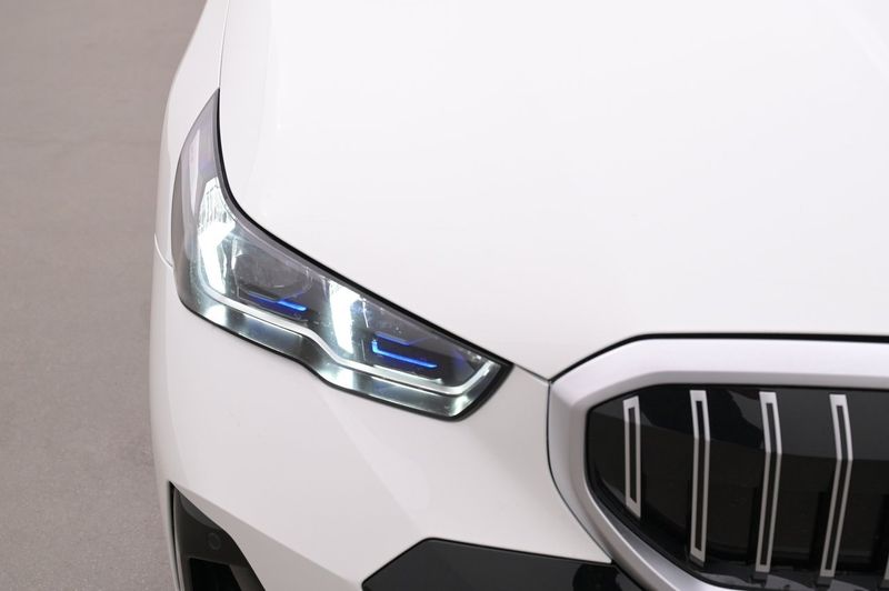BMW i5 bild 26