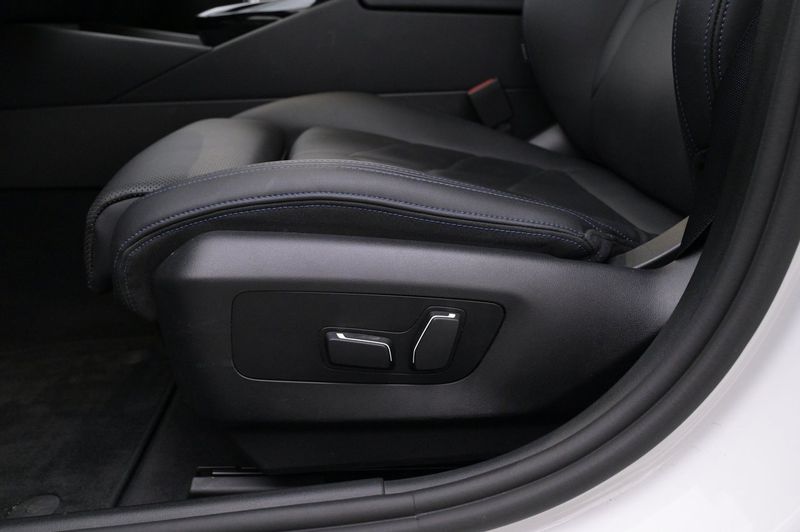BMW i5 bild 10