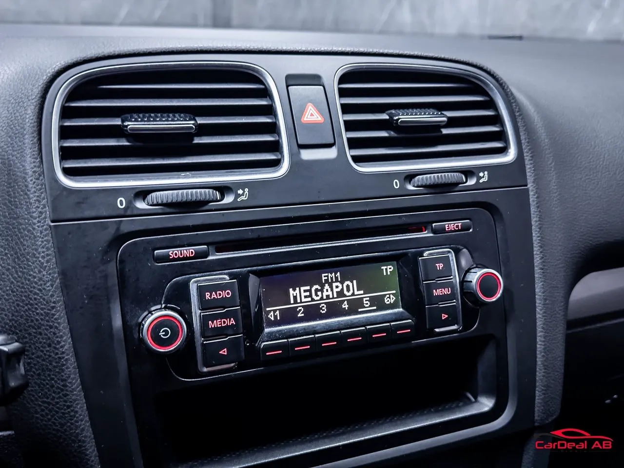 Vehicle image 20