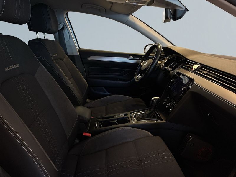 Volkswagen Passat bild 10