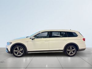 Volkswagen Passat bild 4