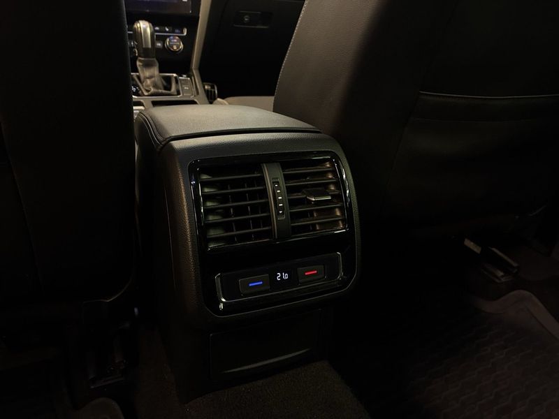 Volkswagen Passat bild 18