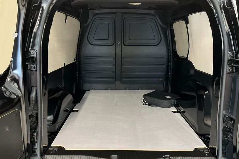 Mercedes eCitan bild 14