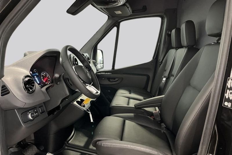Mercedes Sprinter bild 8