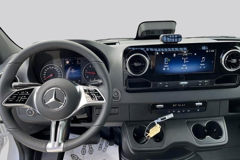 Mercedes Sprinter bild 7