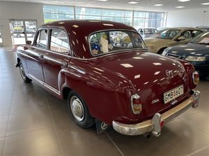 Mercedes 190 bild 4