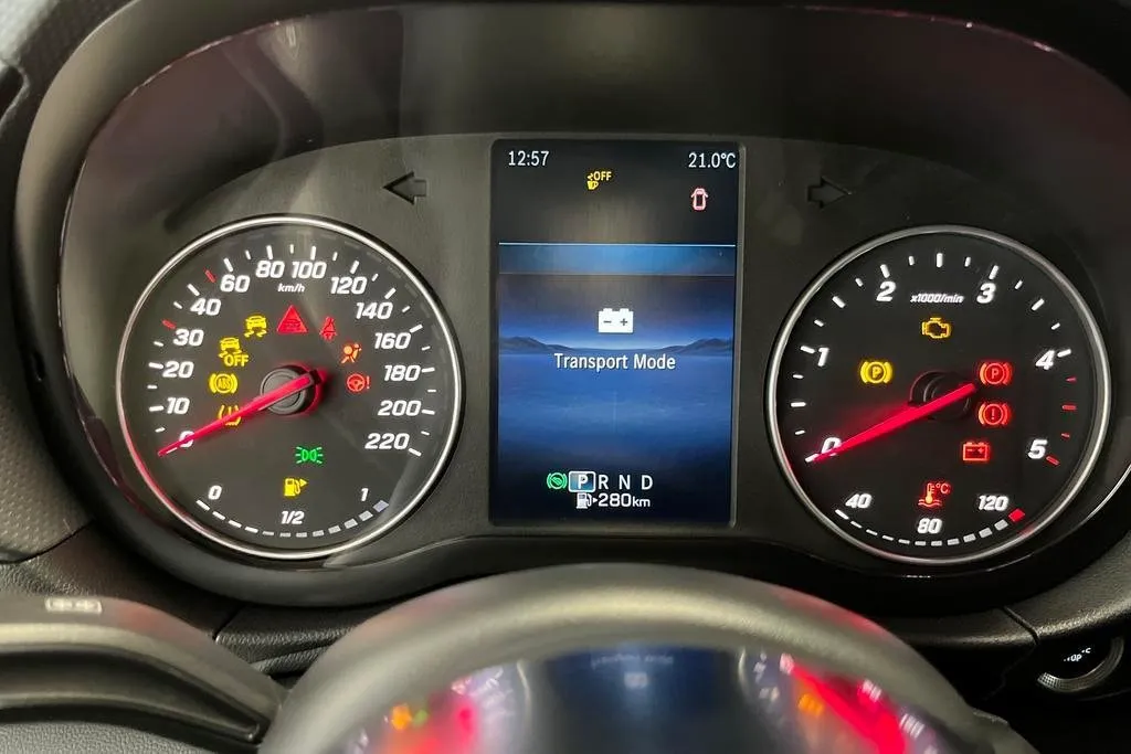 Vehicle image 9