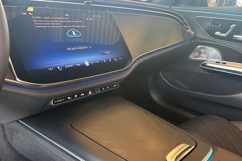 Mercedes E300 bild 13