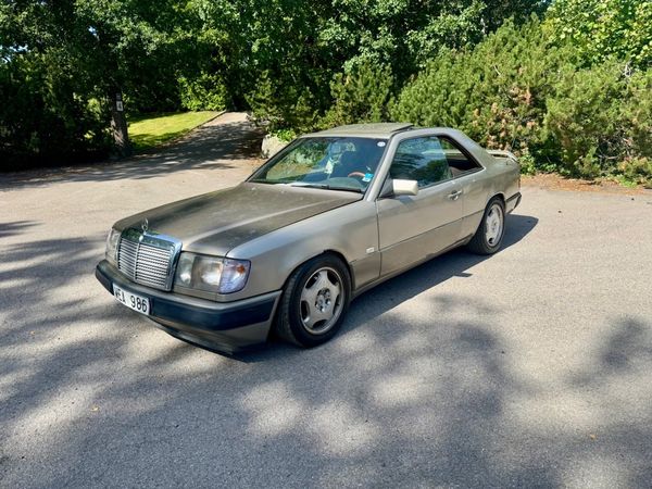 Mercedes E230 CE Coupé taklucka - 1988