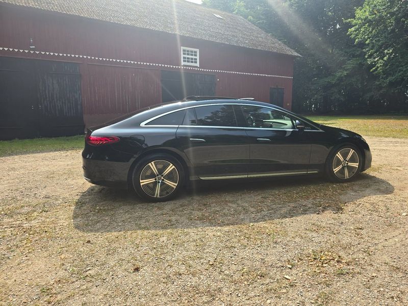 Mercedes EQS450+ bild 3