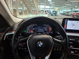 BMW 520 bild 18