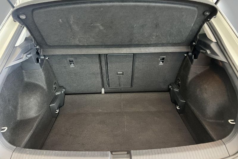 Volkswagen T-Roc bild 17