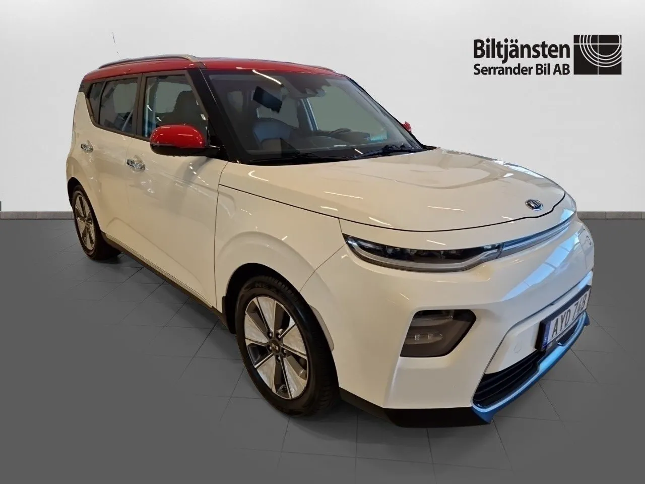 Vehicle image 2