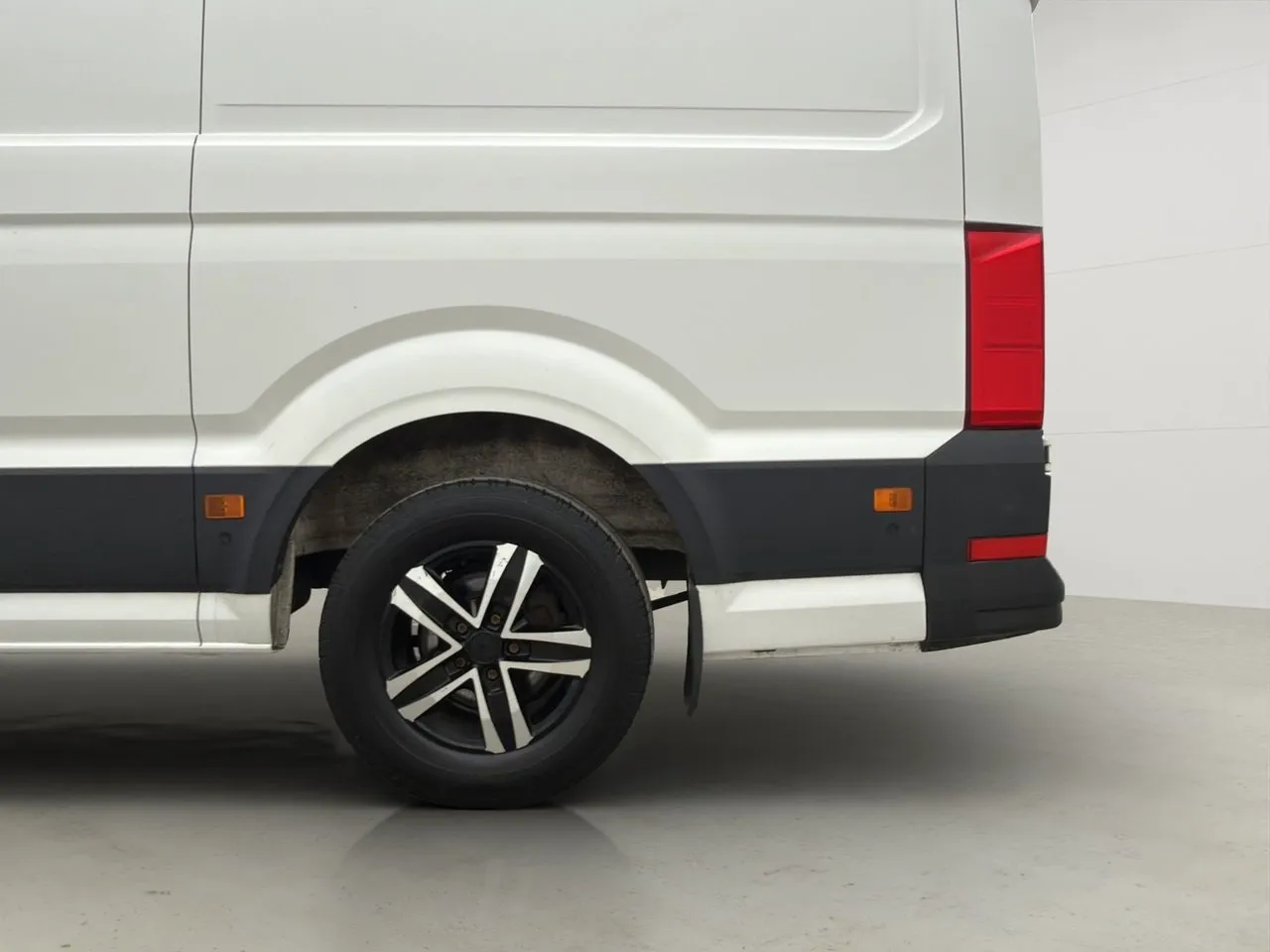 Vehicle image 31