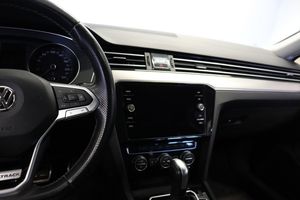 Volkswagen Passat bild 10