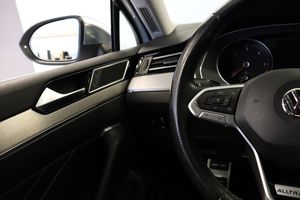 Volkswagen Passat bild 9