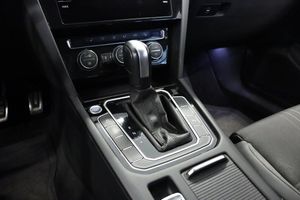 Volkswagen Passat bild 14