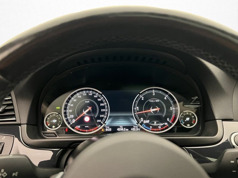 BMW 530 bild 13