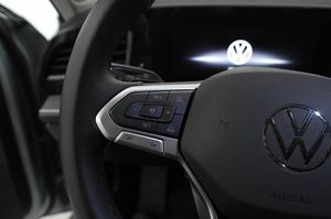 Volkswagen Passat bild 10