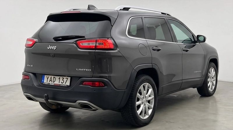 Jeep Cherokee bild 4
