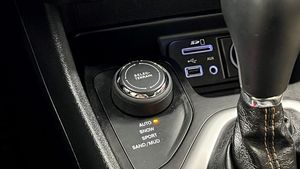 Jeep Cherokee bild 22