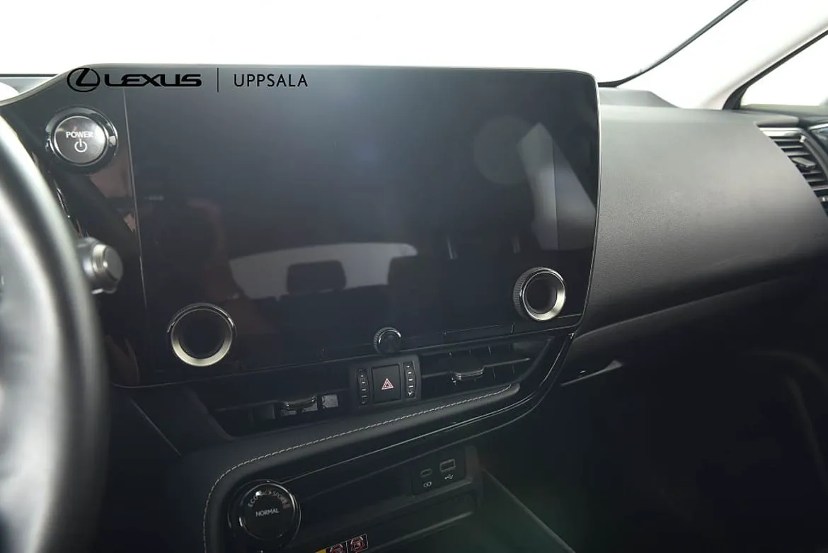 Vehicle image 38