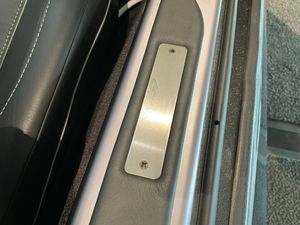 Aston Martin DB9 bild 18