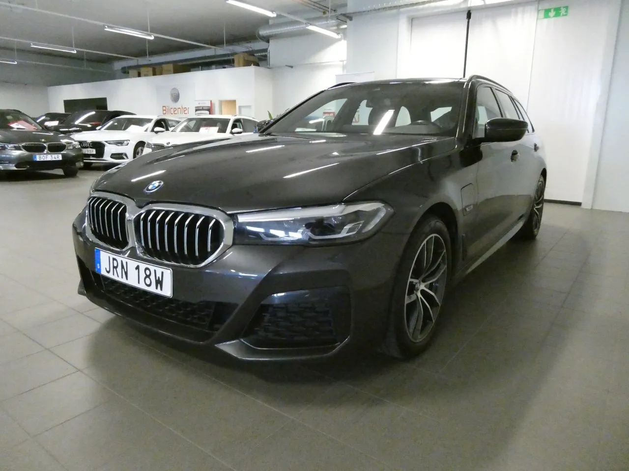 Vehicle image 8