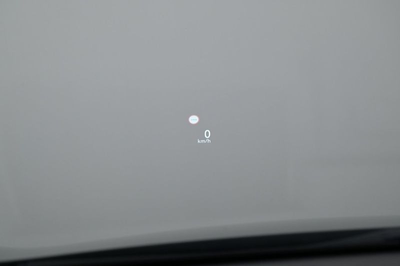 Nissan Ariya bild 8