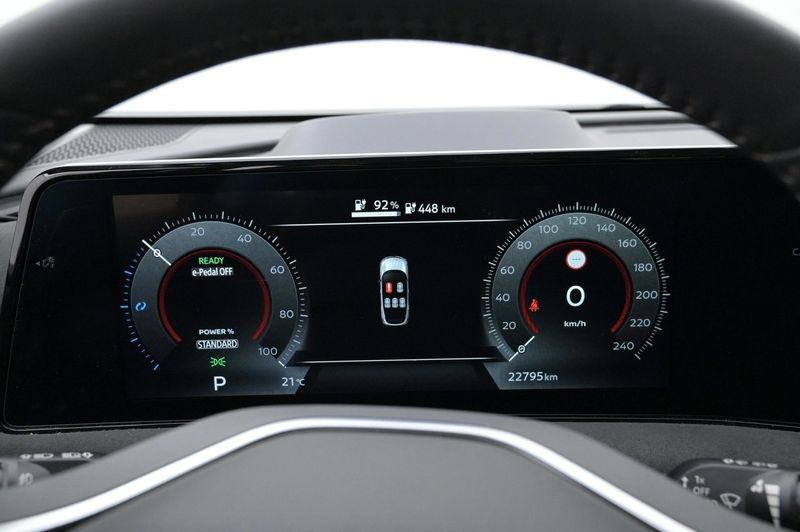 Nissan Ariya bild 9