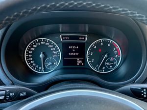 Mercedes B180 bild 8